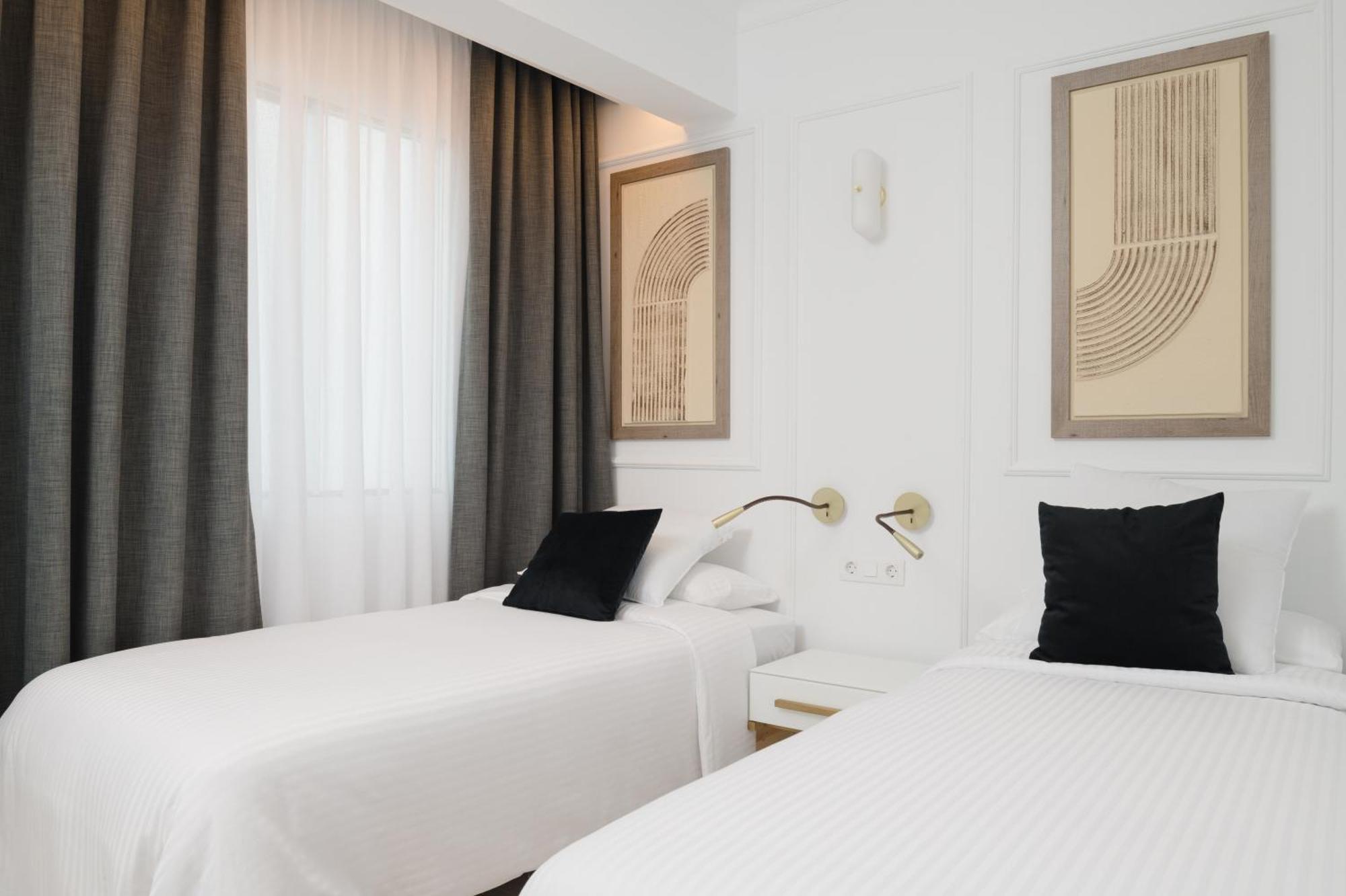 Blue Marina Suites - Boutique Apartments Arrecife  Exterior photo