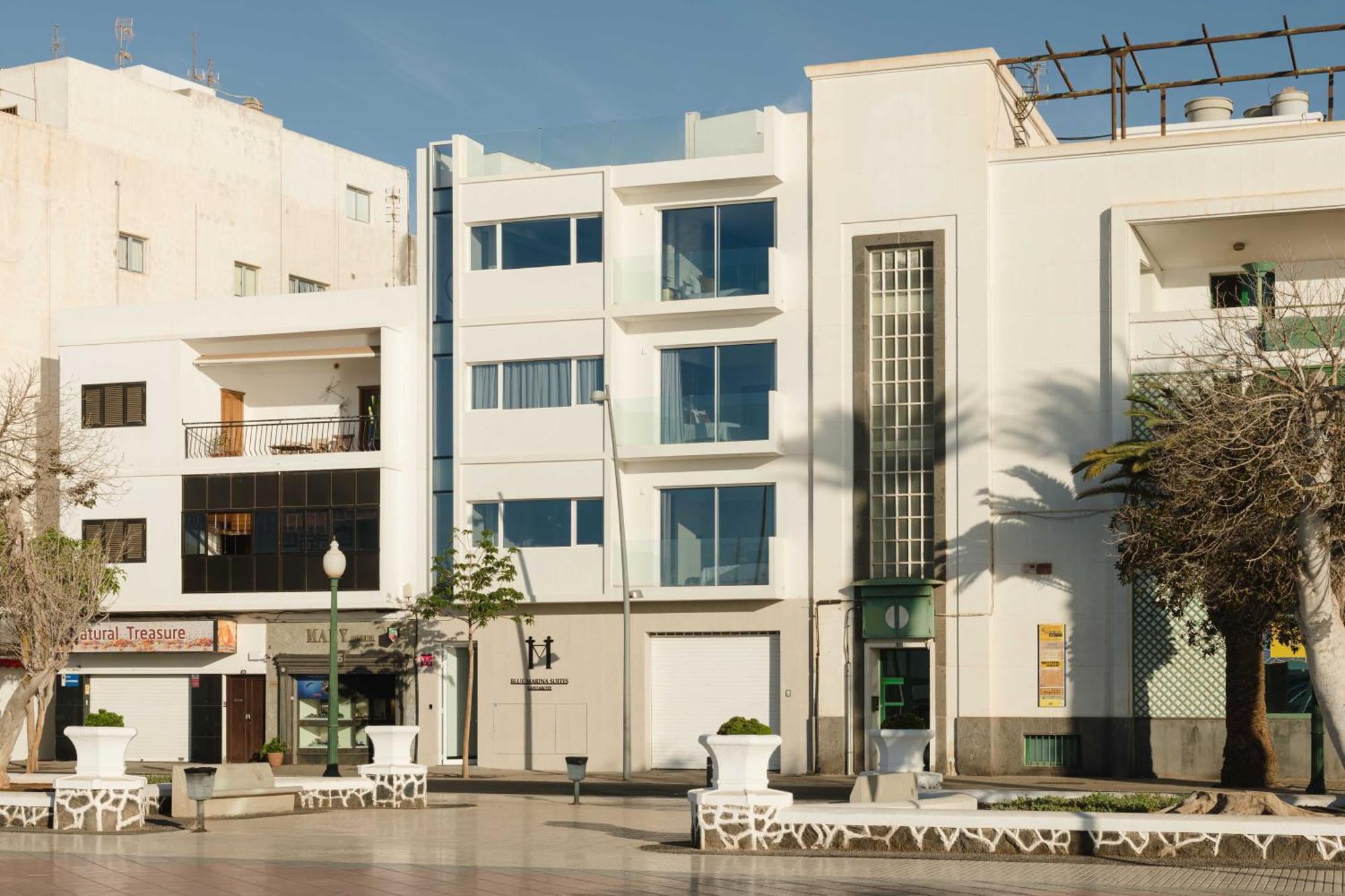 Blue Marina Suites - Boutique Apartments Arrecife  Exterior photo